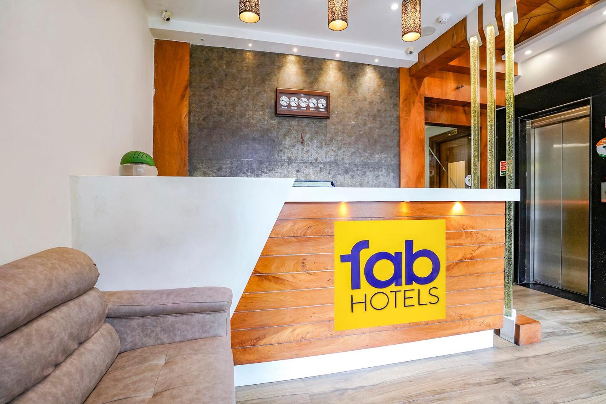 Fabhotel Amber Palace - Nr Fort & Csmt Station Bombaim Exterior foto